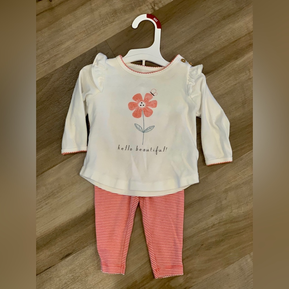 Carter’s 2 piece set